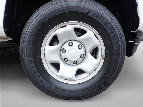 Used 2023 Toyota Tacoma SR AWD/4WD image 7
