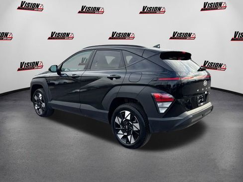 Certified 2025 Hyundai Kona SEL image 7