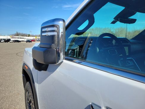 New 2026 GMC Sierra 2500 Denali Ultimate AWD/4WD image 30