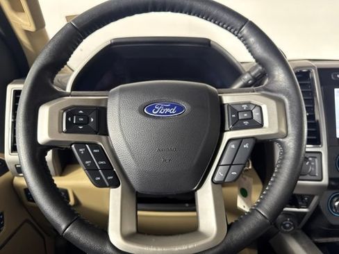 Certified 2020 Ford F350 Lariat w/ Lariat Value Package AWD/4WD image 18
