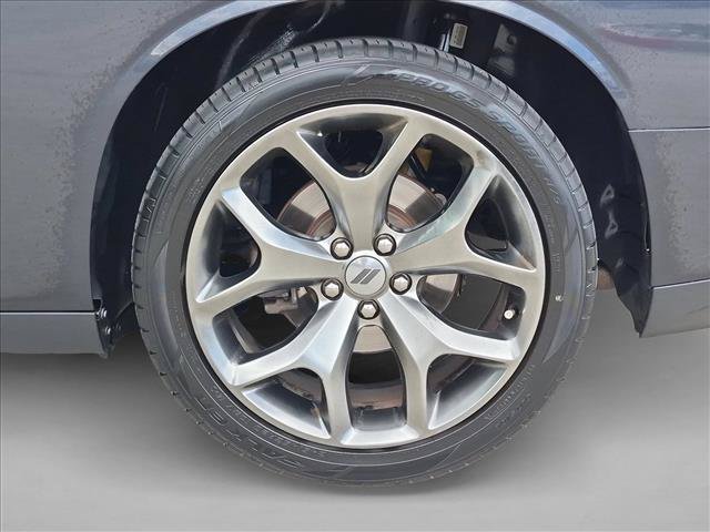 Used 2017 Dodge Challenger SXT RWD image 22