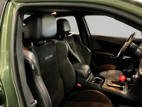 Used 2022 Dodge Charger Scat Pack w/ Daytona Edition Group RWD image 28