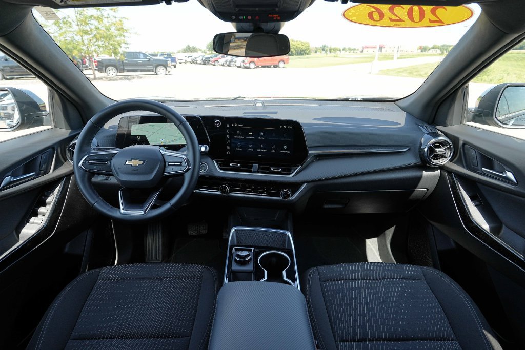 Used 2026 Chevrolet Equinox LT AWD/4WD image 29