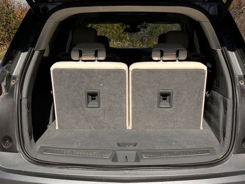 Certified 2023 Cadillac XT6 Premium Luxury image 31