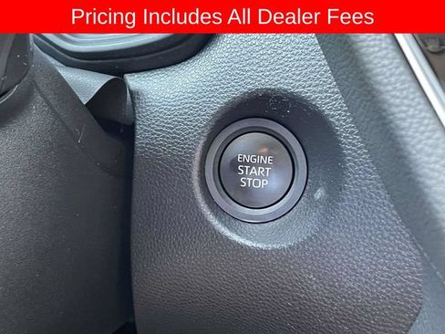 Used 2024 Toyota Corolla Cross LE FWD image 29