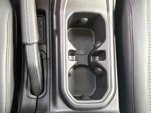 New 2026 Jeep Gladiator Sport image 25