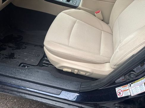 Used 2018 Subaru Outback 2.5i Premium AWD/4WD image 14