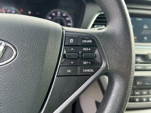 Used 2017 Hyundai Sonata SE FWD image 17