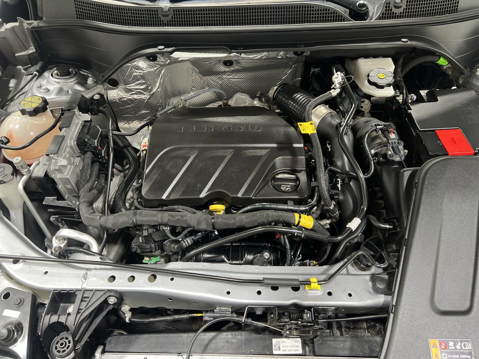 Used 2025 Chevrolet Trax LT w/ LT Convenience Package FWD image 25