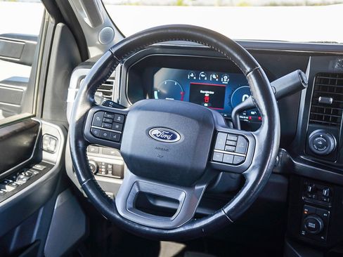 Used 2023 Ford F250 Lariat w/ Lariat Ultimate Package image 16