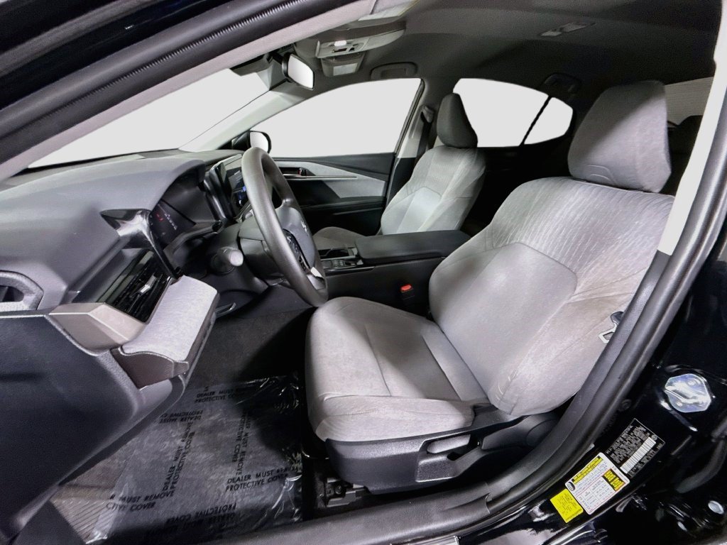 Used 2026 Toyota Camry LE FWD image 21