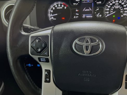 Used 2018 Toyota Tundra Limited image 19
