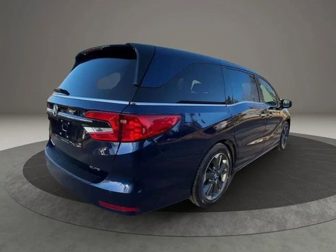 Used 2022 Honda Odyssey Elite image 4