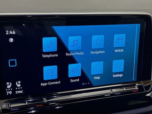 Used 2025 Volkswagen Atlas Cross Sport SE image 14