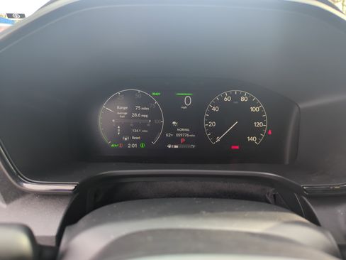 Used 2023 Honda CR-V Sport image 23