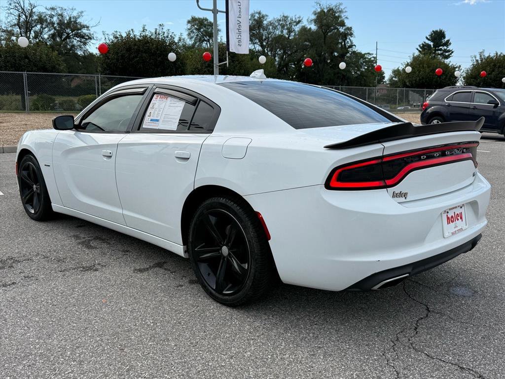 Used 2016 Dodge Charger R/T RWD image 7