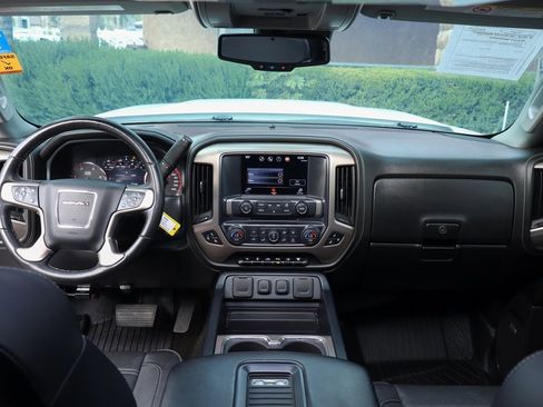Used 2016 GMC Sierra 3500 Denali w/ Duramax Plus Package image 27