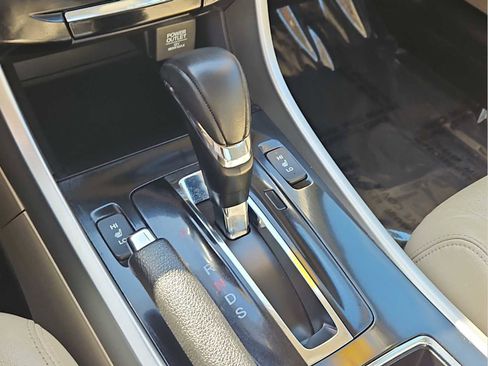 Used 2017 Honda Accord Touring image 29