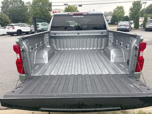 Used 2025 Chevrolet Silverado 1500 Custom w/ Turbomax Blackout Package AWD/4WD image 8