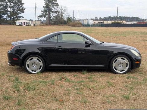 Used 2002 Lexus SC 430 Convertible image 2