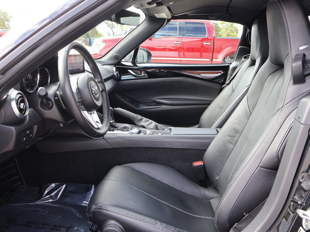 Used 2025 MAZDA MX-5 Miata RF Grand Touring RWD image 19