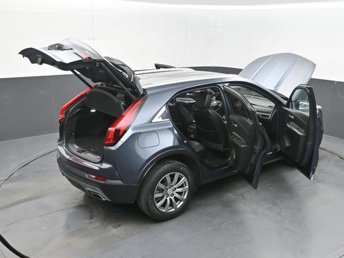 Used 2020 Cadillac XT4 Premium Luxury FWD image 40