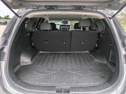 Used 2020 Hyundai Santa Fe SEL FWD image 14