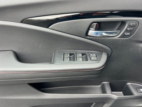 New 2026 Honda Ridgeline Black Edition image 10