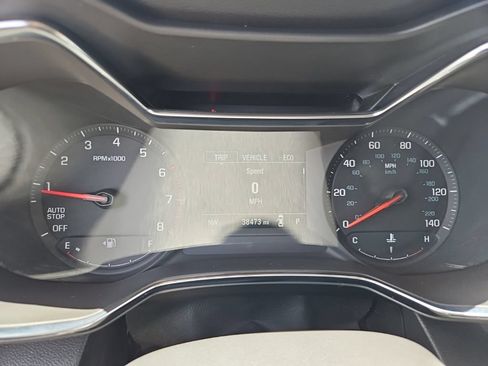 Used 2023 Chevrolet TrailBlazer LT FWD image 32