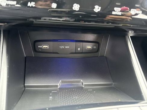 Used 2022 Hyundai Tucson Limited image 29