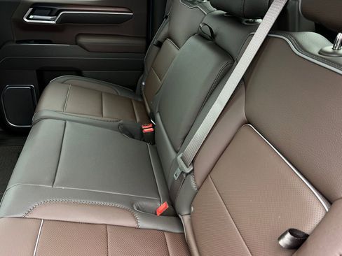 New 2026 GMC Sierra 1500 Denali AWD/4WD image 10