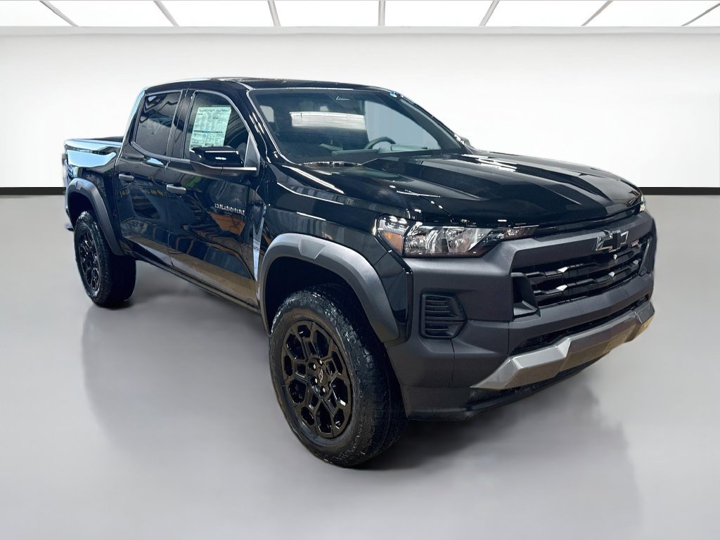 New 2026 Chevrolet Colorado Trail Boss AWD/4WD image 3