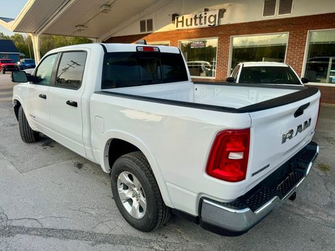 New 2025 RAM 1500 Big Horn image 3