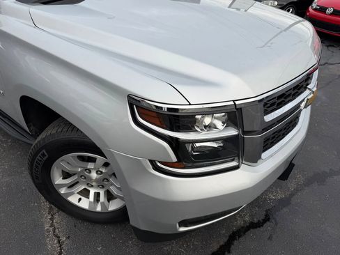 Used 2019 Chevrolet Suburban LT AWD/4WD image 55