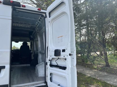 Used 2017 RAM ProMaster 1500 FWD image 8