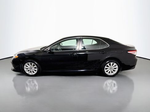 Used 2018 Toyota Camry LE w/ Protection Package (Q2) FWD image 6