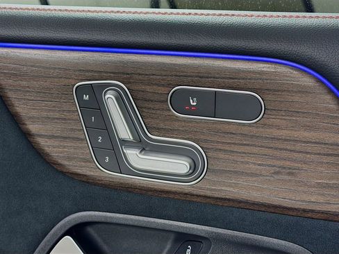 New 2026 Mercedes-Benz GLB 250 4MATIC image 24