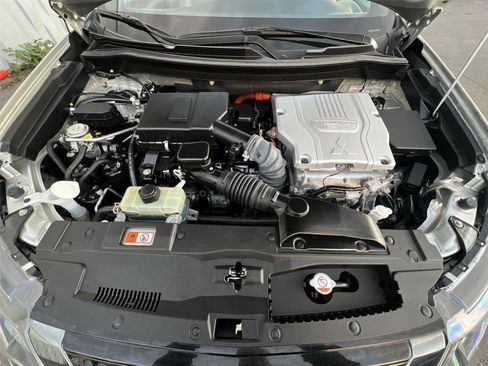 Used 2022 Mitsubishi Outlander SEL image 23