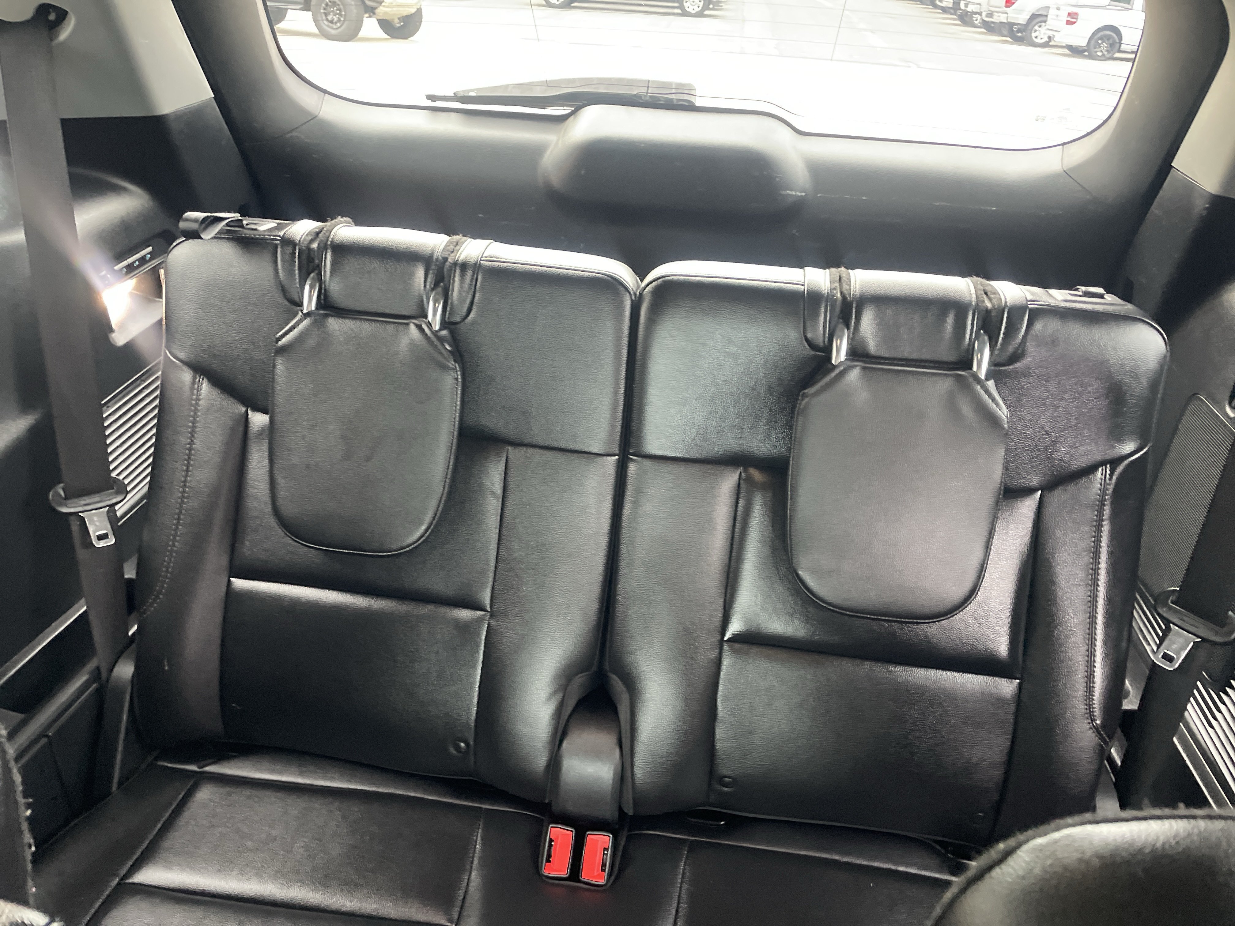 Used 2022 Ford Explorer Limited w/ Equipment Group 301A RWD image 21