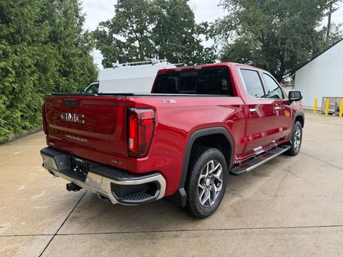 Used 2025 GMC Sierra 1500 SLT w/ SLT Premium Plus Package AWD/4WD image 30
