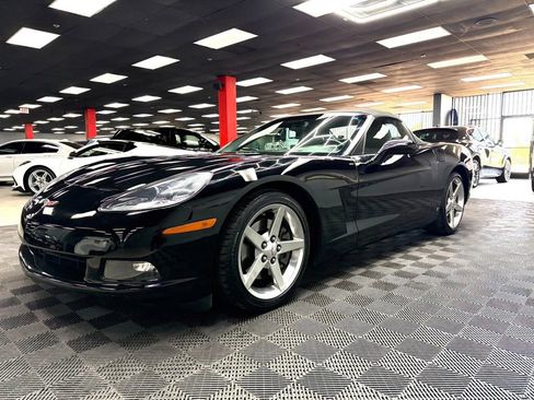 Used 2007 Chevrolet Corvette Convertible w/ Preferred Equipment Group RWD image 8