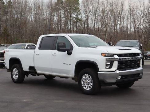 Used 2022 Chevrolet Silverado 3500 LT w/ Convenience Package image 9