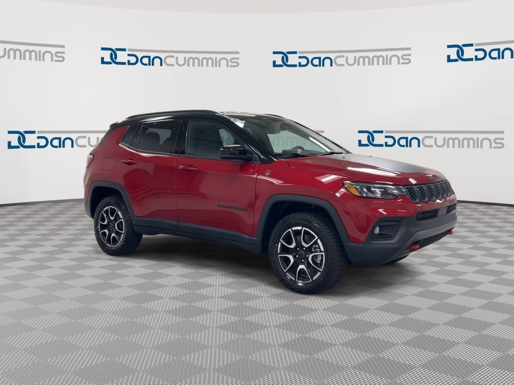 New 2026 Jeep Compass Trailhawk AWD/4WD image 2