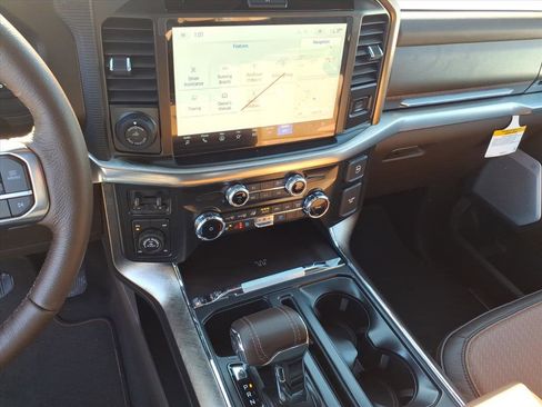 New 2025 Ford F150 King Ranch image 17