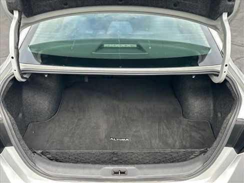 Used 2019 Nissan Altima 2.5 SV FWD image 25