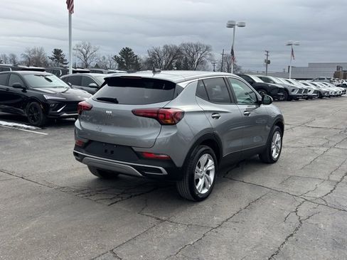 Certified 2024 Buick Encore GX Preferred w/ Comfort Package image 5