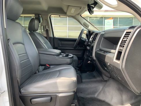 Used 2015 RAM 3500 Tradesman image 24