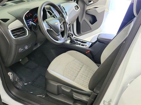 Used 2024 Chevrolet Equinox LS FWD image 21