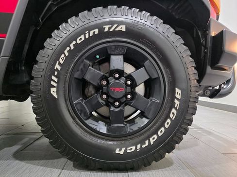 Used 2012 Toyota FJ Cruiser 4WD w/ Trail Teams Special Edition image 25