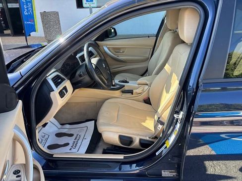Used 2016 BMW 320i Sedan RWD image 13